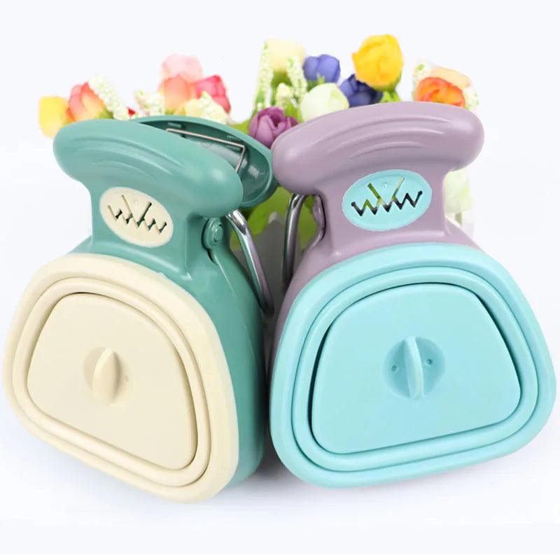 Foldable Pooper Scooper – Easy One-Handed Cleanup